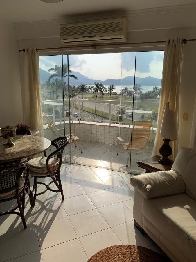 Apartamento Em Caraguatatuba Em Frente A Praia Exterior photo